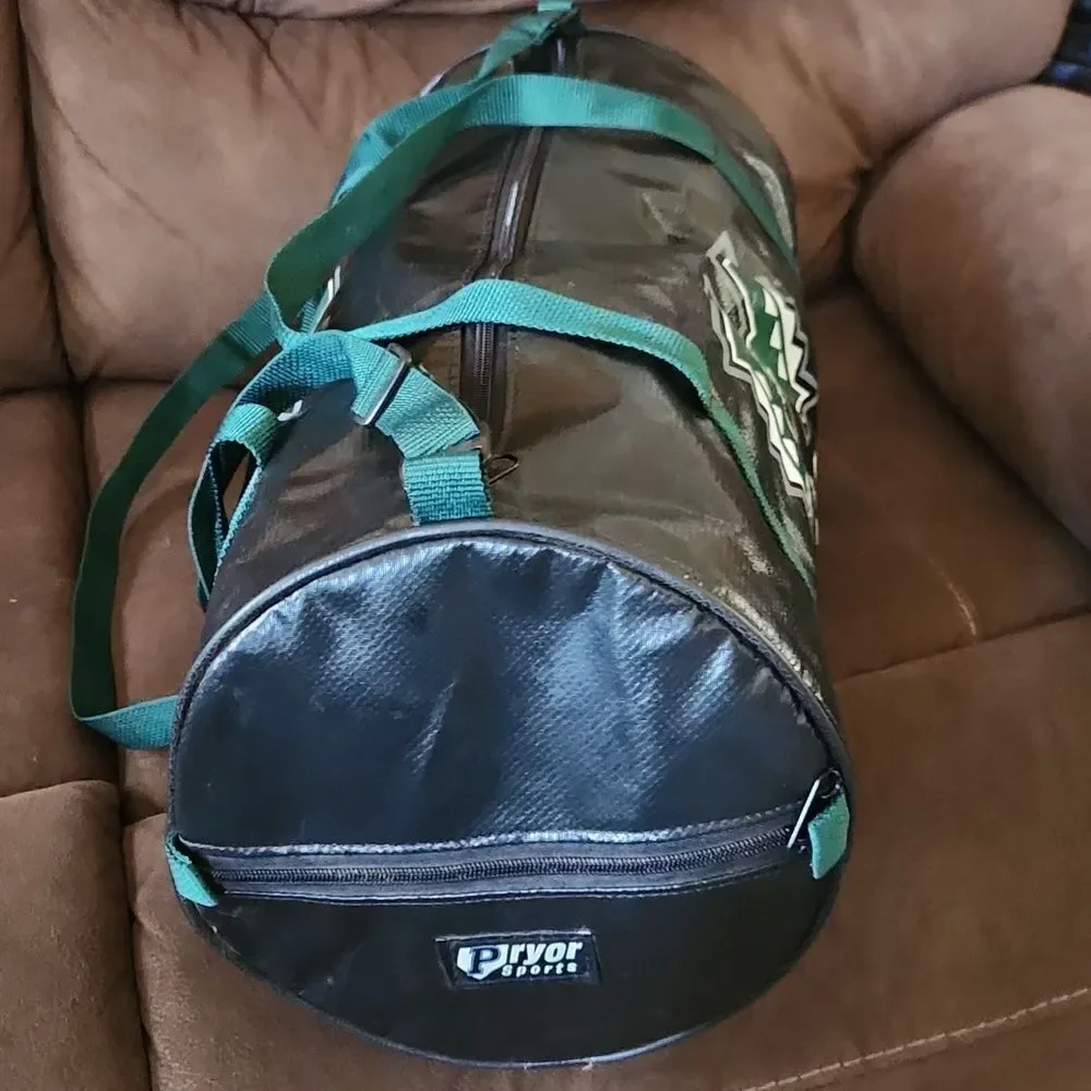University of Hawaii Golf Duffle Bag